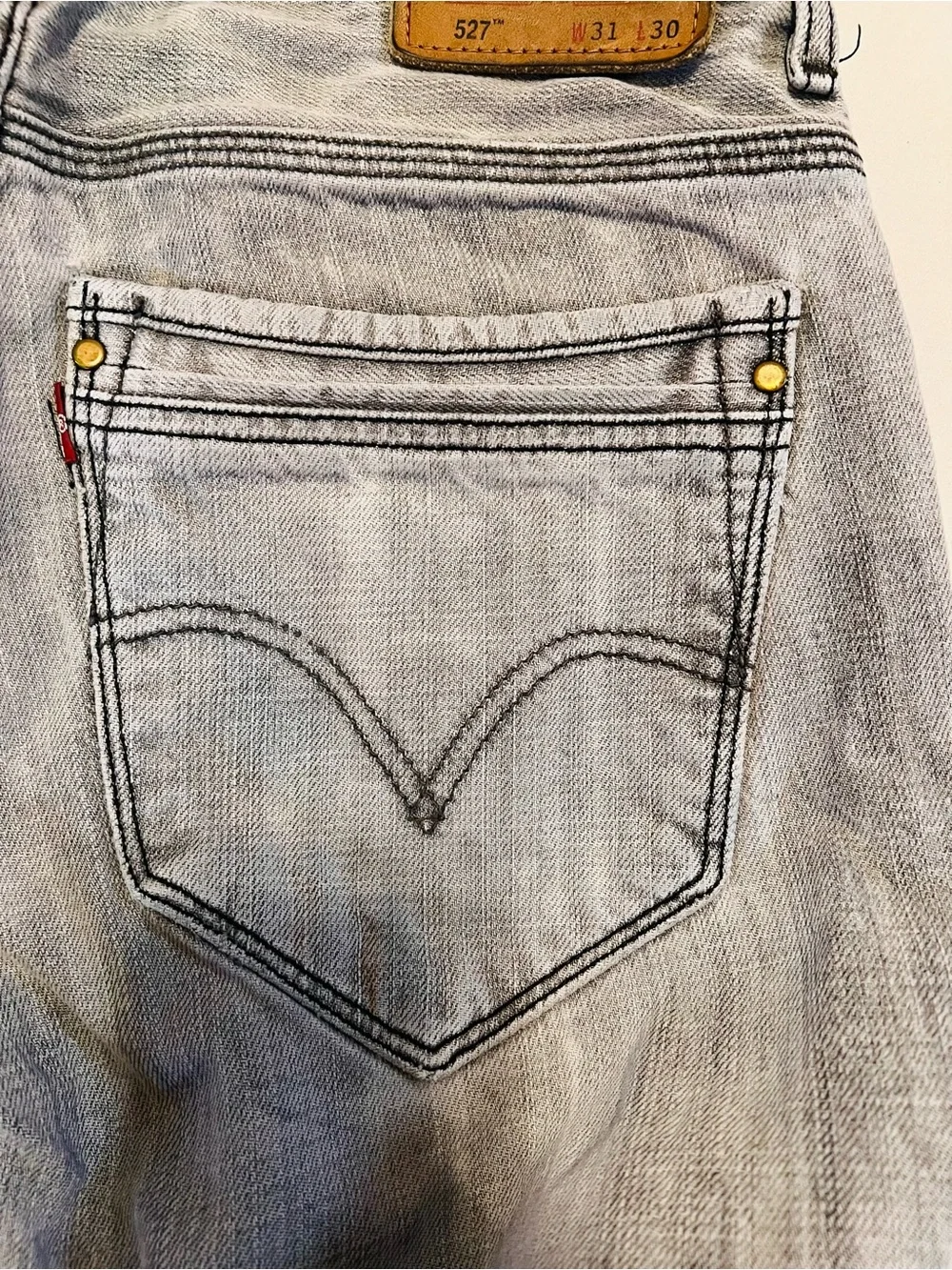 Levi's Men's Washed Grey Straight Jeans